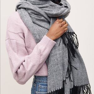NWT Dynamite Herringbone Scarf